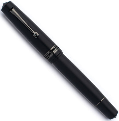 Leonardo Momento Magico black matte - Fontoplumo