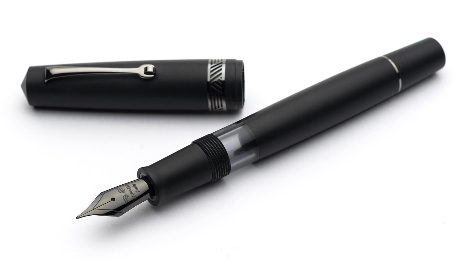 Leonardo Momento Magico black matte - Fontoplumo