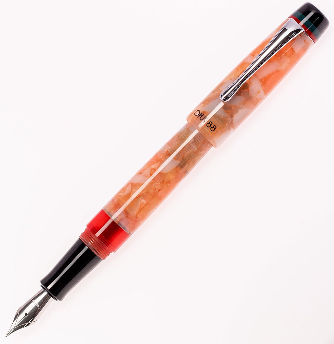 Opus 88 Minty Orange fountain pen - Fontoplumo