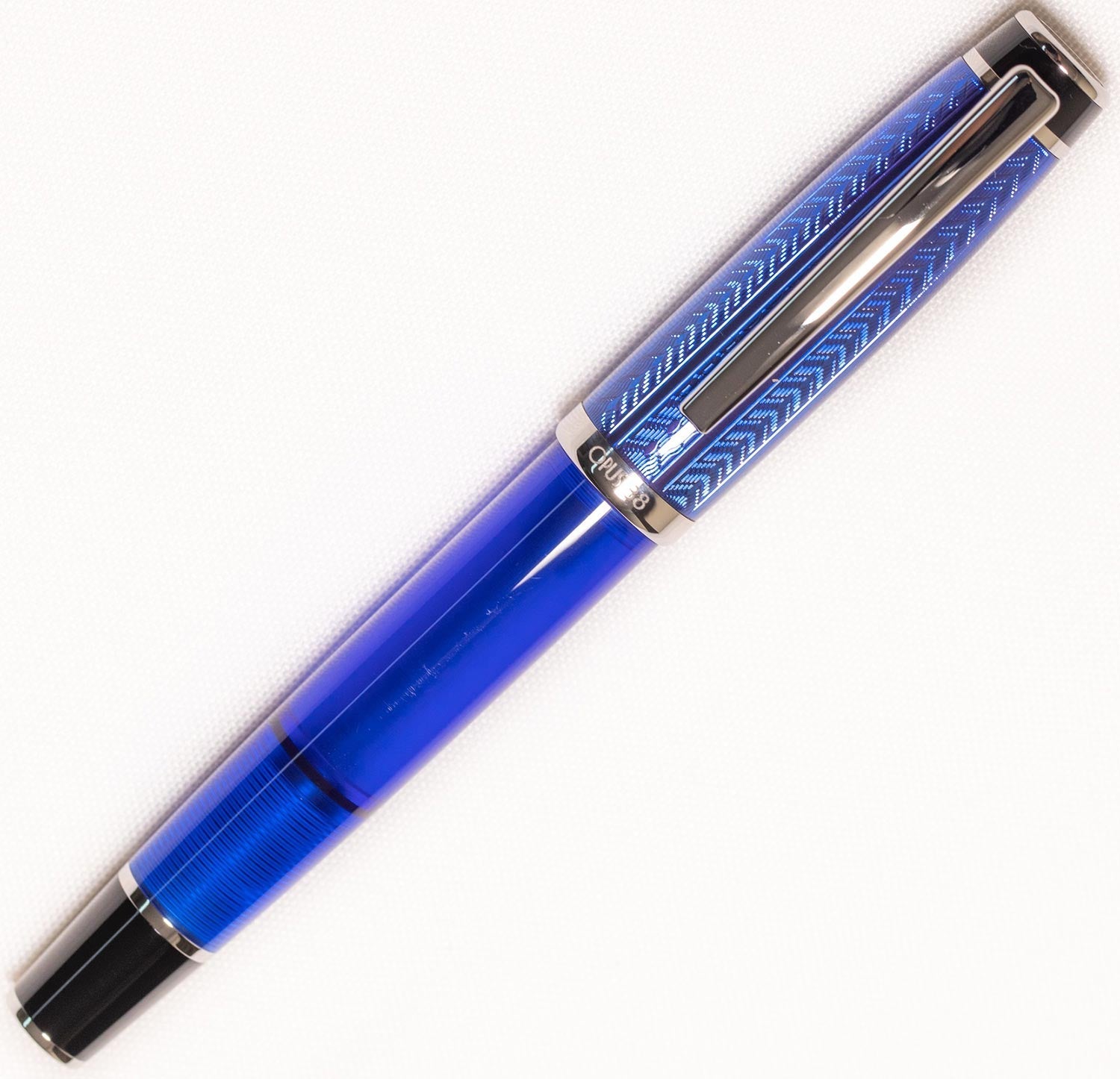 Opus 88 Opera Blue fountain pen - Fontoplumo